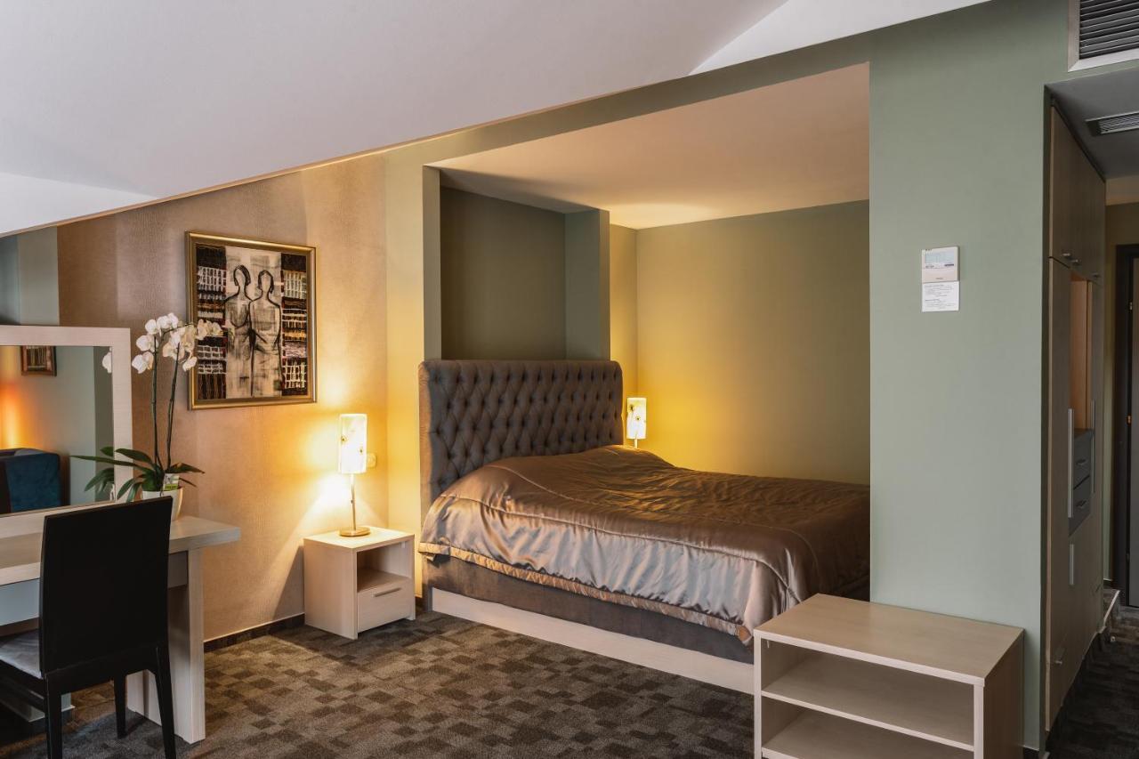 Romantique Veles Hotel Εξωτερικό φωτογραφία